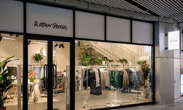 & Other Stories 北京首家线下门店于 三里屯太古里购物中心 重磅揭幕
